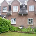 Modernisierte Mit Balkon By Interhome Apartamento
