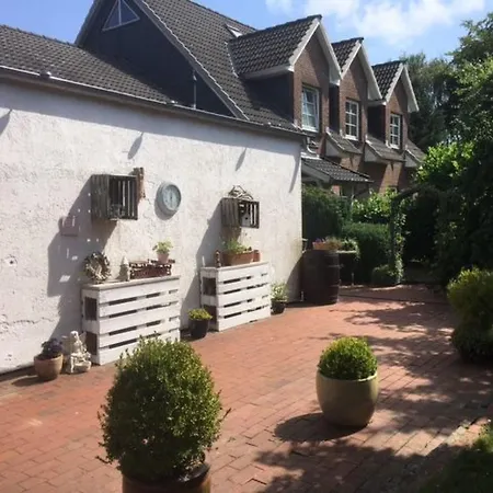 Daire Modernisierte Mit Balkon By Interhome