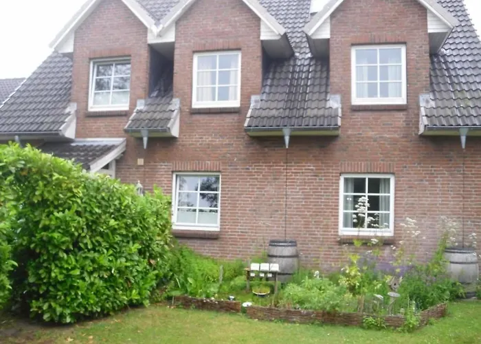 Modernisierte Mit Balkon By Interhome Apartmán